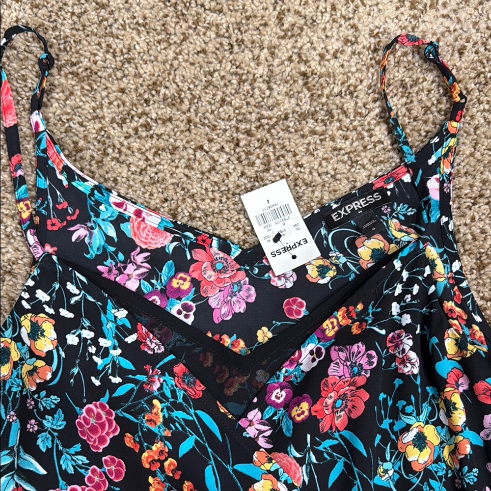 Express Black Floral Strappy Romper Size 4 - Picture 2 of 3